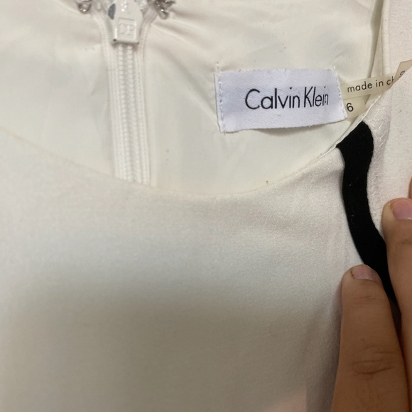 CALVIN KLEIN SLEEVELESS SHEATH COLOR BLOCK dress - Picture 3 of 5